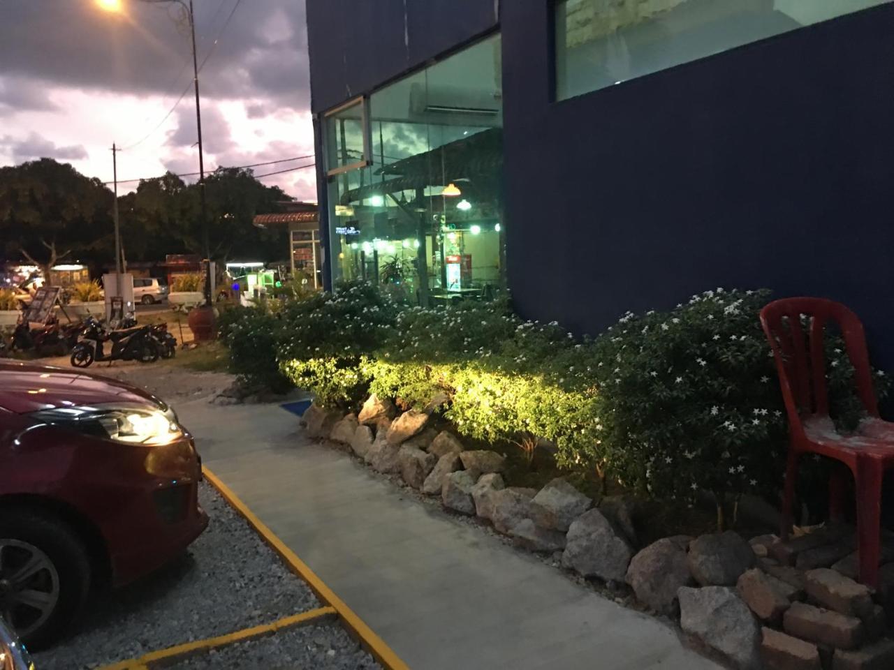 Nu Melati Hotel Pantai Cenang  Exteriör bild